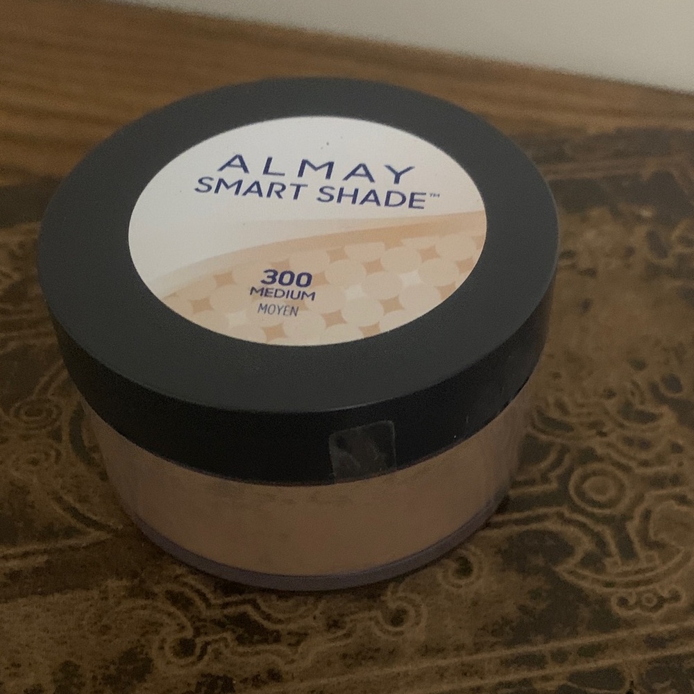 Almay Smart Shade 300 Medium Foundation